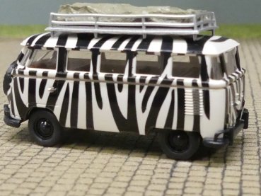 Preview: 1/87 Brekina # 1213 VW T1b Safari Minderbus 31816