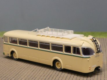 1/87 Brekina Krauss Maffei KMO 160 beige mit Zierstreifen 59303