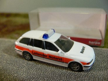 1/87 Herpa BMW 5er Touring Notarzt 045810