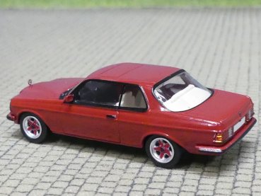 1/87 PCX Mercedes C123 Coupe, rot, 1977, 870798