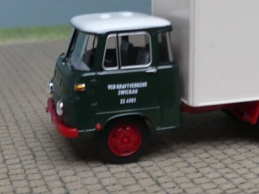 1/87 Brekina Robur LO 2500 VEB Kraftverkehr Zwickau Koffer-LKW