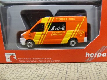 1/87 Herpa VW Crafter Fw Hannover Tierrettung Interschutz 2022