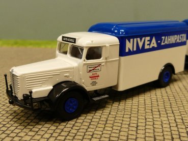 1/87 Brekina Büssing 8000 Nivea Zahnpasta Hängerzug Sondermodell Reinhardt
