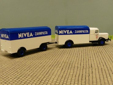 1/87 Brekina Büssing 8000 Nivea Zahnpasta Hängerzug Sondermodell Reinhardt