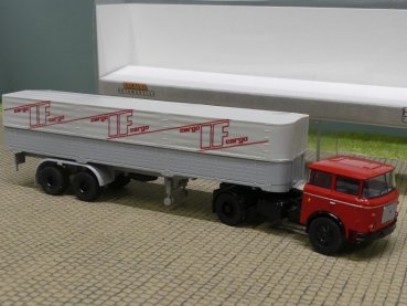1/87 Brekina LIAZ 706 Interflug Cargo Pritsche/Plane 71827