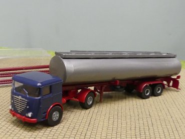 1/87 Brekina Büssing LS 11 dunkelblau/silber Tank-Sattelzug 7907