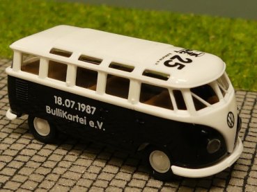 1/87 Brekina # 1486-1 VW T1 b Samba 25 Jahre Bulli-Kartei 93202