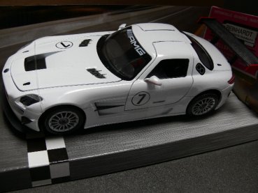 1/24 Motor Max MB SLS AMG GT3 weiß #7