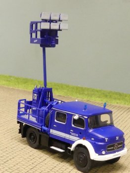 1/87 Brekina MB LA 1113 THW Lichtmastwagen 47194