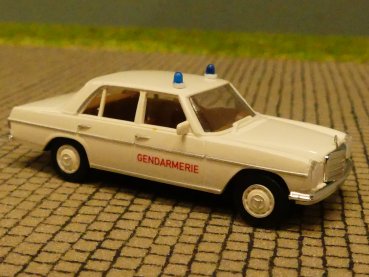1/87 Brekina MB /8 Gendarmerie Österreich A, Felgen in Wagenfarbe