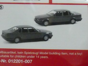 1/87 Herpa MiniKit BMW 5er Limousine hellgrau 012201-007