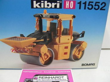 1/87 Kibri BOMAG Radwalze mit AMAZONE Streugerät 11552