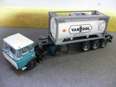 1/87 DAF 2600 Van Hool CCR Container-Sattelzug Umbau