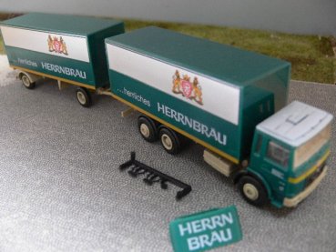 1/87 Albedo MAN F8 Herrnbräu Ingolstadt Koffer-Hängerzug in Faltbox
