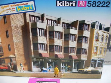 1/87 Kibri Wohn- und Geschäftshaus 58222