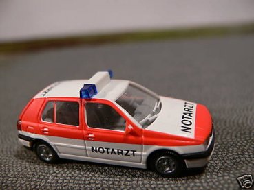1/87 Wiking VW III Golf Notarzt 071 18