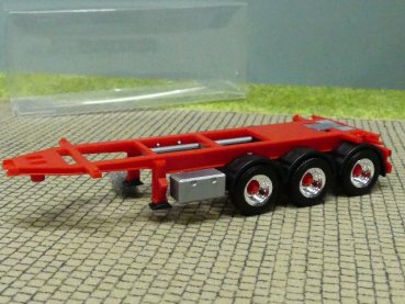 1/87 Herpa 26ft Container Auflieger Chassis rot Felgen chrom rot