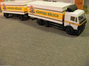 1/87 Herpa Albedo MB SK Küppers Kölsch Getränkekoffer-HZ 200368