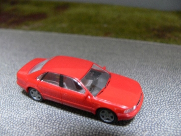 1/87 Rietze Audi A8 rot