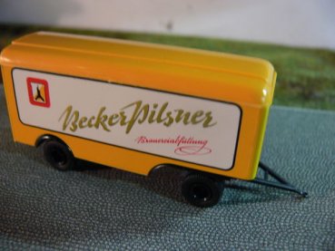 1/87 Brekina Becker Pilsner Koffer Anhänger