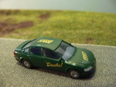 1/87 AWM VW Passat Limousine Frohes Fest 1997 50412.1