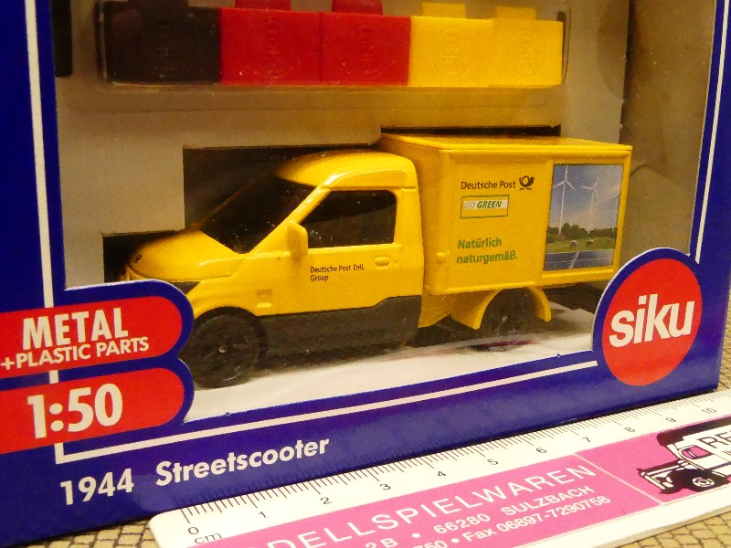 STREETSCOOTER - SIKU SUPER 1:50 REF. Nº 1944 - DEUTSCHE POST DHL GROUP  COCHE ELÉCTRICO FURGONETA VAN