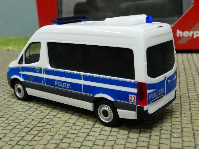 940283-1:87 Herpa Mercedes Sprinter Bus Bereitschaftspolizei BatKw 