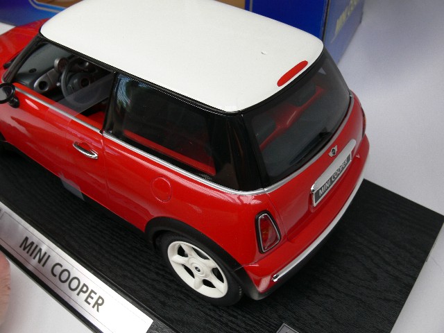 125-002 Cararama Gelb 1:24 Mini Cooper Metall Druckguss Modell Auto 