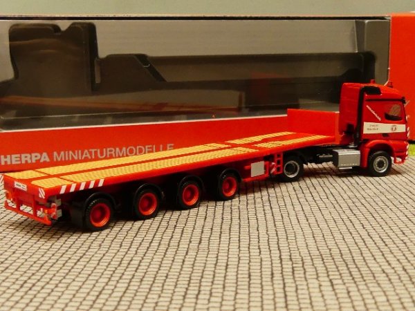 1/87 Herpa MB Arocs Teletrailer-Sattelzug Colonia 309653