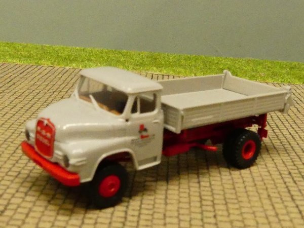 1/87 Brekina MAN 520 Wilhelm Benz Kipper 94505