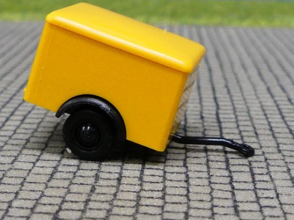 1/87 Brekina 1-Achs Hänger gelb 55914