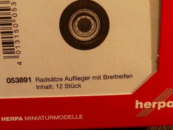 1/87 Herpa 12 Radsätze Breitreifen für Auflieger chrom/blau 053891