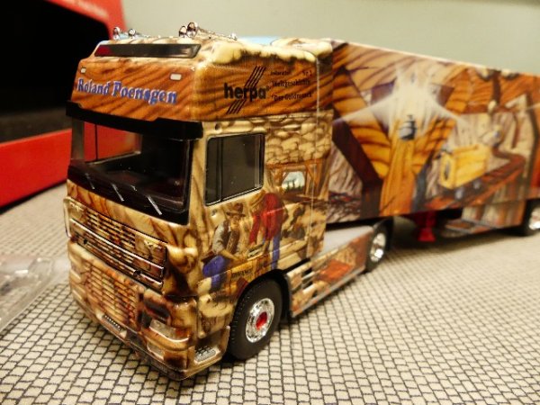 1/50 Herpa DAF XF 95 SSC KüKoSZ Herpa präsentiert Weltgeschichte Nr.2 070645