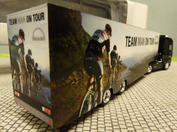 1/87 Herpa MAN TGA TEAM MAN ON TOUR