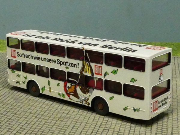 1/87 MAN SD 200 BVG Berlin - Bild So sportlich wie der Marathon! - mit Decal gefertigt