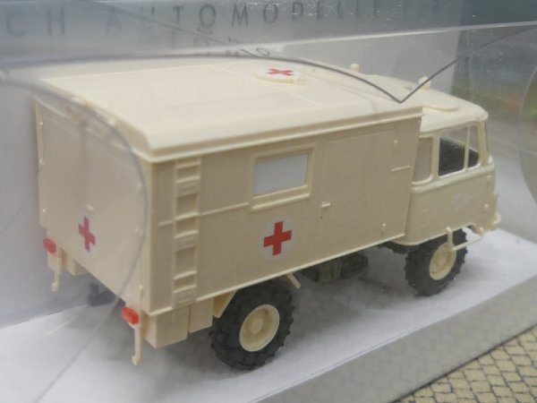 1/87 Busch Robur LO 2002 A Sankra Rotes Kreuz 50249