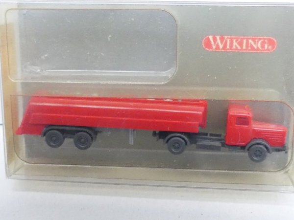 1/160 N Spur Wiking Büssing 8000 ESSO Tanksattelzug 90983
