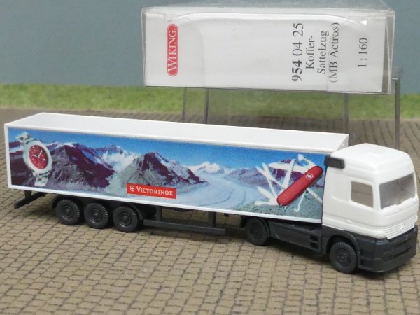 1/160 N Spur Wiking MB Actros Victorinox Koffer-Sattelzug 954 04