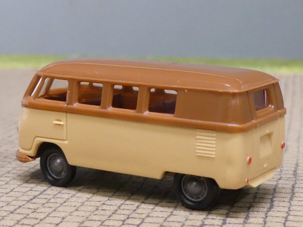 1/87 Brekina VW T1a Kombi braun/beige 1950, 31033
