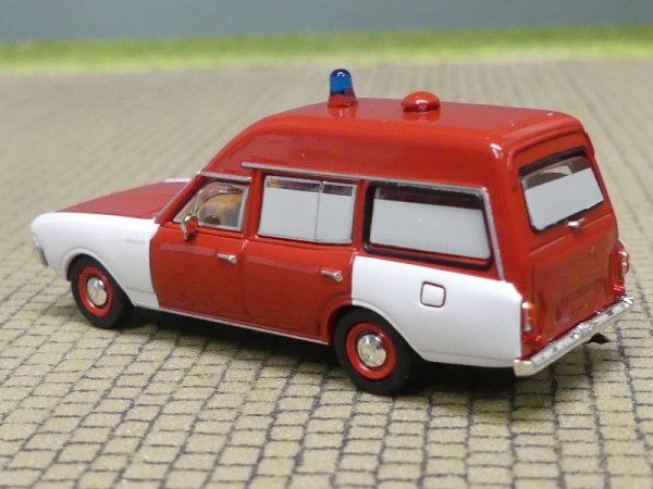 1/87 Brekina Opel Rekord C KTW Feuerwehr rot/weiss 1968, 20675