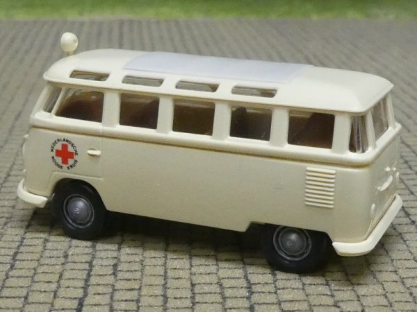 1/87 Brekina # 0699 VW T1b Samba NRK, NL Rotes Kreuz Niederlande