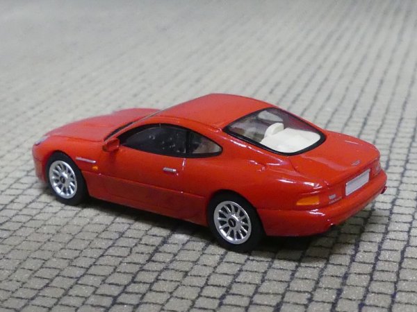 1/87 PCX Aston Martin DB7 Coupe rot 871552