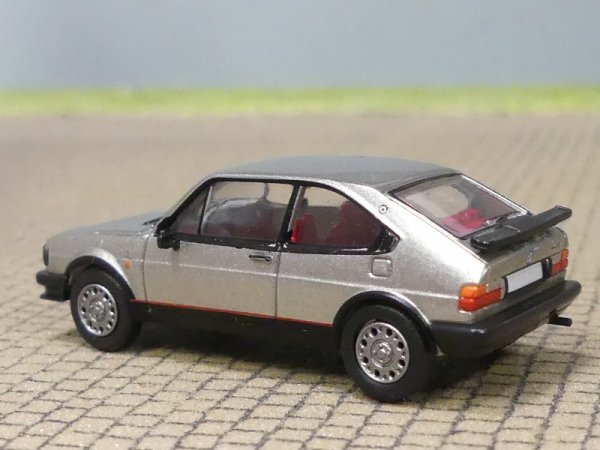 1/87 PCX Alfa Romeo Alfasud silber 1980, 870711