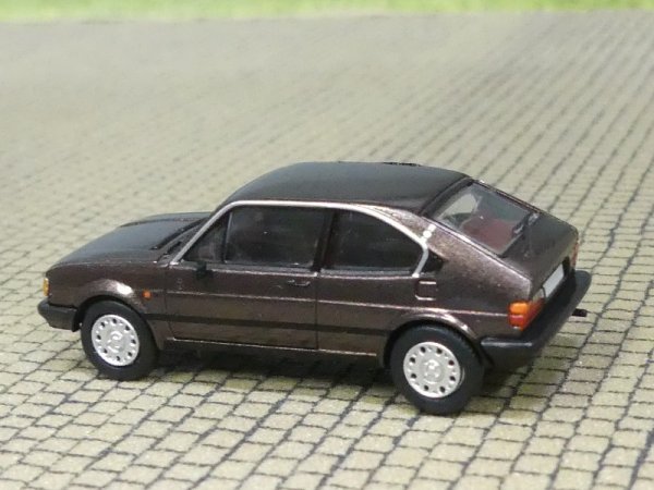 1/87 PCX Alfa Romeo Alfasud braunmetallic 1980, 870710