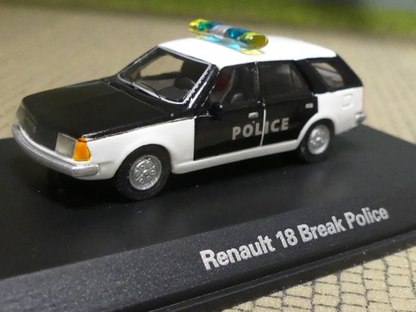 1/87 BoS Renault 18 Break weiß schwarz Police 87701