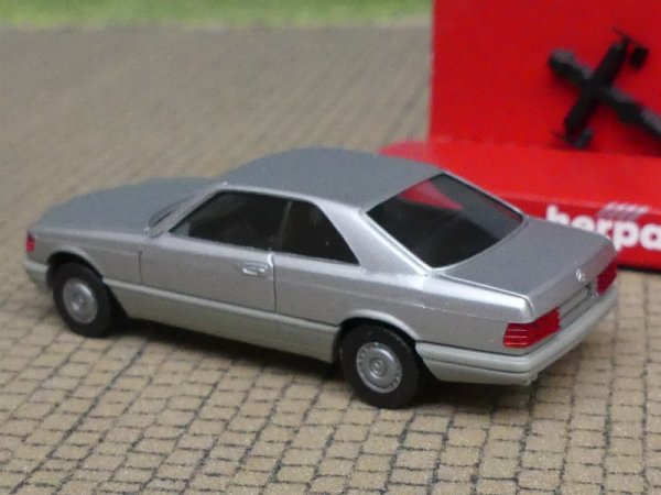 1/87 Herpa MB 560 SEC silber/grau 3087