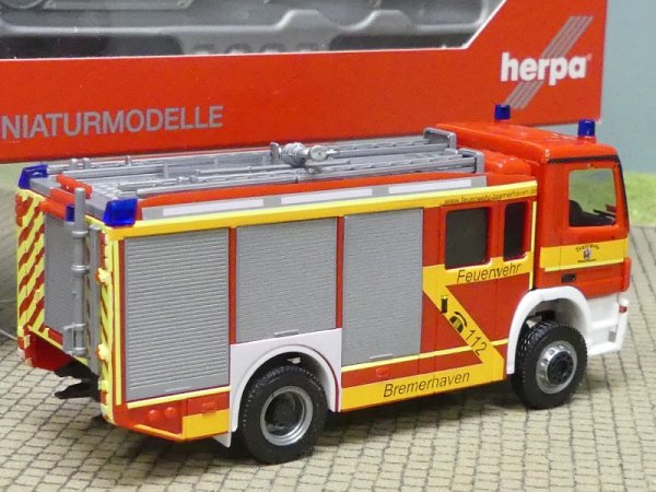 1/87 Herpa MB Actros S 02 HLF 2000 Feuerwehr Bremerhaven 091183