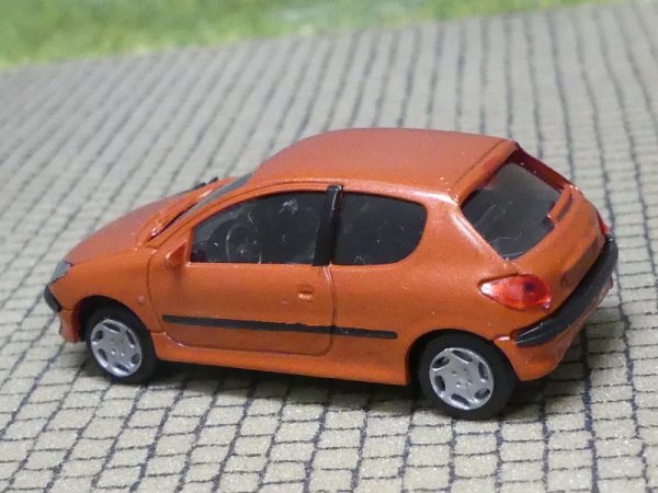 1/87 AWM Peugeot 206 3türig Tangerine SAI 2165