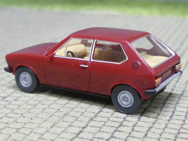 1/87 Wiking Audi 50 purpurrot 0036 97