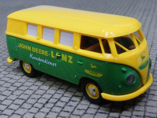 1/87 Brekina # 0905 VW T1 b John Deere Lanz Kundendienst 31505